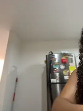 CurlyGirl_1 - massage my pussy🤍 🤍
