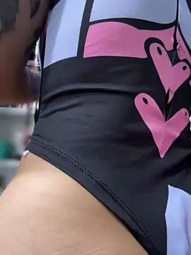 DXLatinJapponesseDX - Plug anal 🔥🍑+show TITS