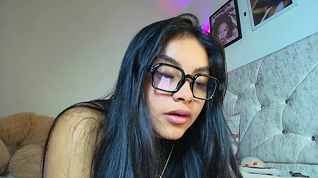 Mia_zafirr