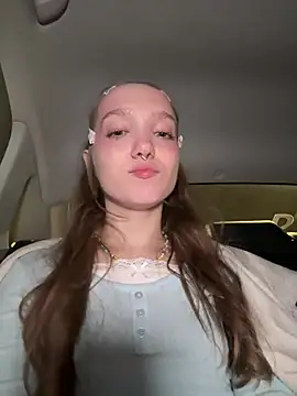 Bambi_lu - squeeze boobies behind UBER driver🍒