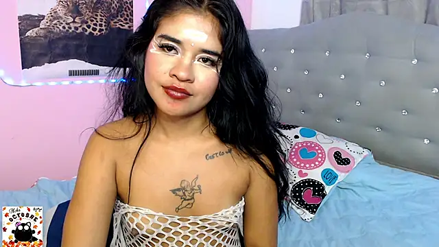 Scarlett_latin_slave