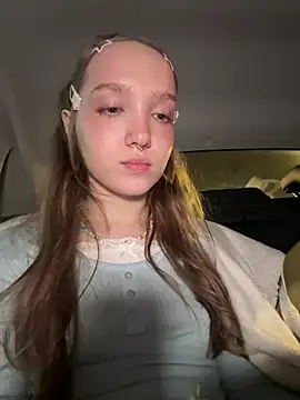 Bambi_lu - squeeze boobies behind UBER driver🍒