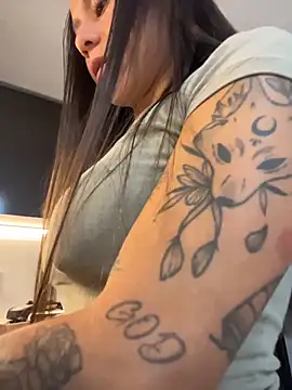 ReggieG - SHOW AND SPIT BOOBS 💦