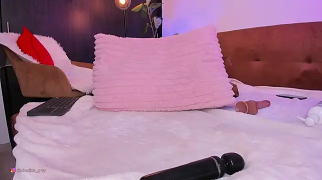 Charlize_Gray - ride dildo ass