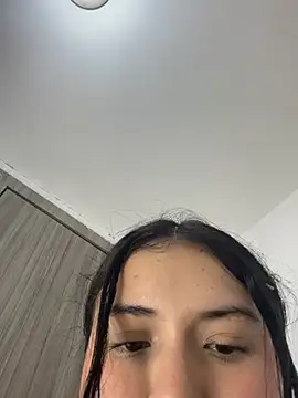 Zoe_lu - Plug anal Zoe😈