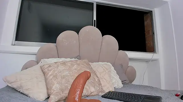 Victoriapeach19