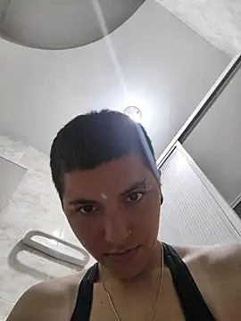 Sweet_nico_19 - NAKED AND FULL OF OIL 🤩