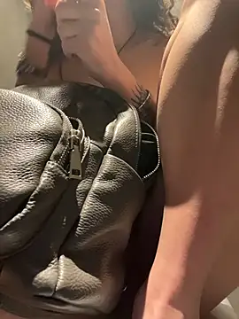 Your_Risky_Vi - 😍fuck my pussy finger😍
