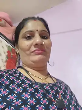 Karishma_bhabi02 - My modal saport please 💔💔💔💔💔