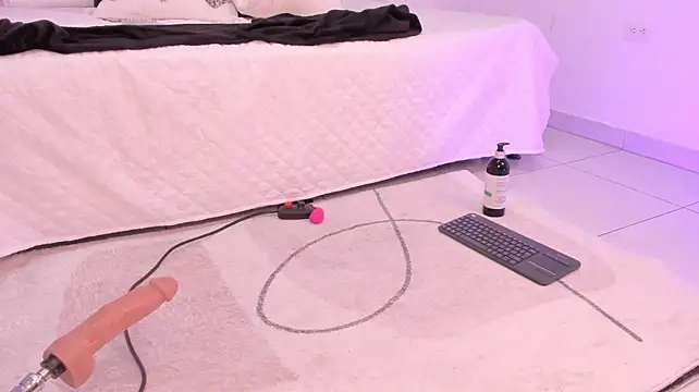 Sara_Donowan - Make me wet