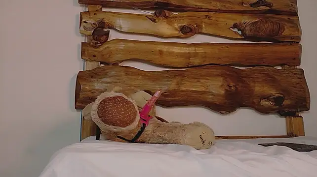 Princess_Julia_ - Spanks + Fingering pussy