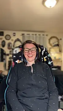 LadyLena1 - Plug my ass for the entire show