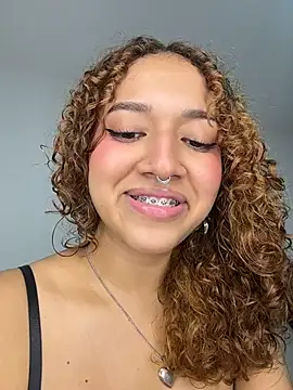 Scarleth_444 - Squirting show 🌊