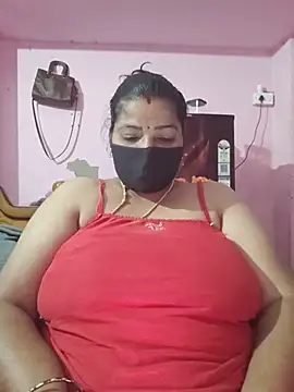Tamil_lathikaaa - Nude show on dress