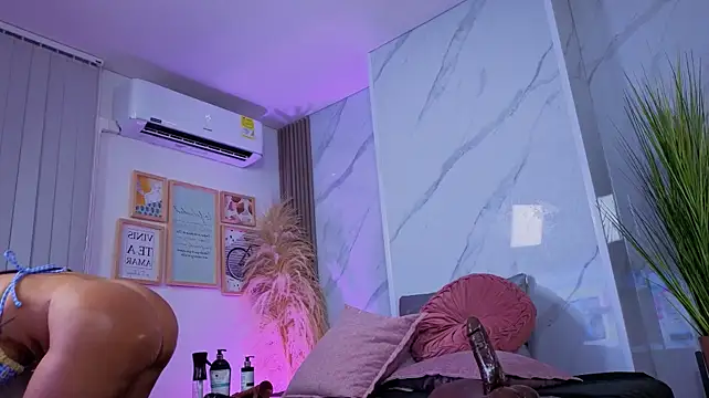 Chlooee__ - Fountain Squirt❤️⭐Destroy my pussy with