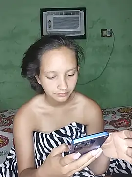 Aixa_vegas - Naked