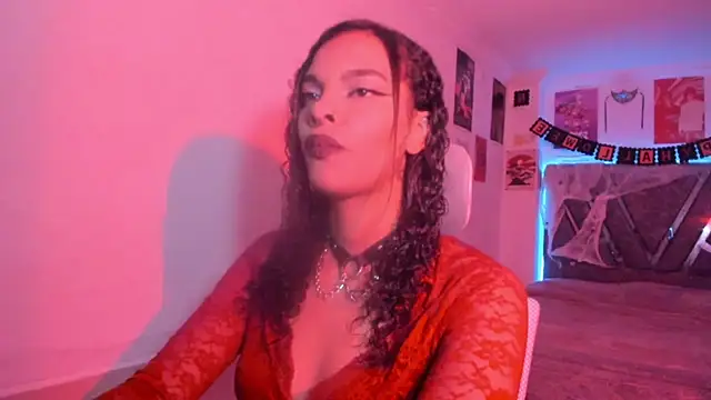 Mia_Gattes - sexy dance + rub my pussy
