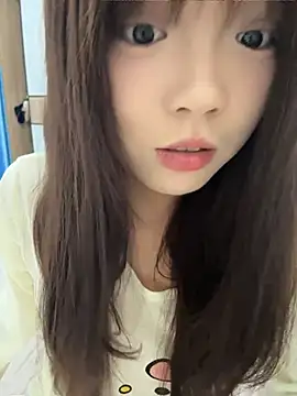 Youbaby-Love - 脱掉上衣帮妹妹揉胸变大