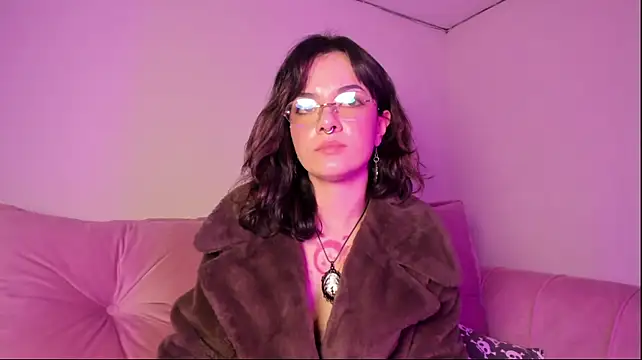 Abby_Redd - Get Naked & dance