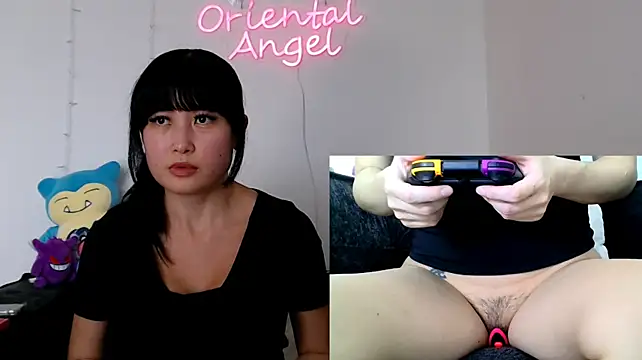 OrientalAngel - Boobs out 10 mins 🍒