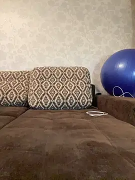 Alisa_Lica - butt plug in my ass