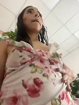 TiniLoveXXX - RUB MY PUSSY 🍓