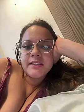 Laryssinha_69 - Boquete com garganta profunda