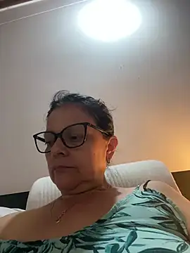 Sharongirl07 - Good giró squirt for me