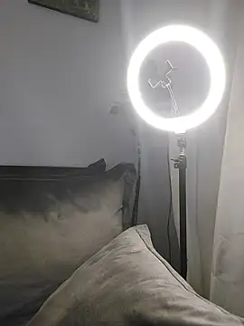 Milaluana_ofc - Plug anal com óleo