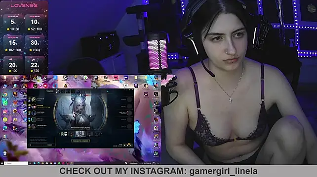 Gamergirl-Linela - LT Gets Shower Video