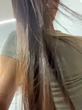 ReggieG - SHOW AND SPIT BOOBS 💦