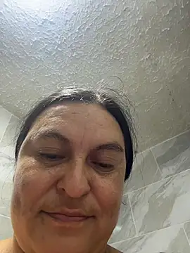 Horny-Mommy-Dirty - squirt