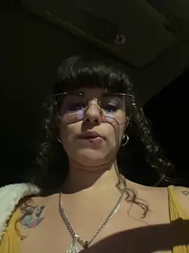 VioletaSubmissive - Take off panty