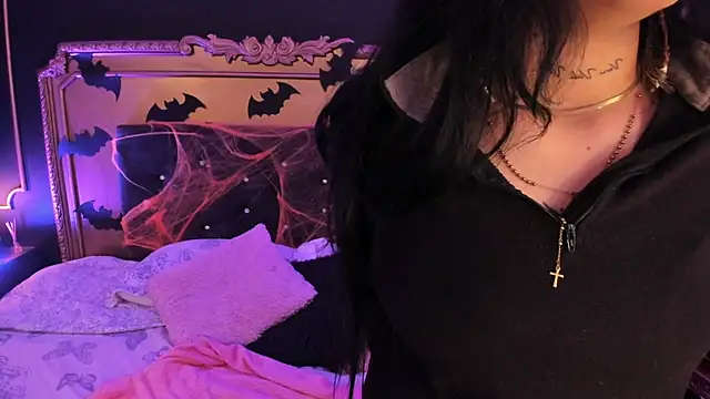 EmaLittle - Tits out + rub nipples with saliva 🥵🥵
