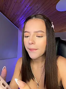 Sofia18_pinkk - GET NAKED 👙