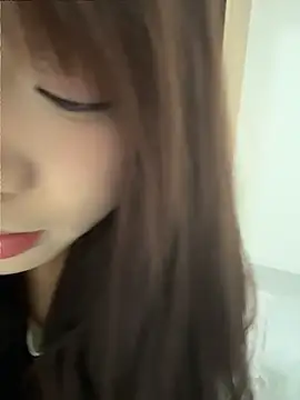 Youbaby-Love - 脱掉上衣帮妹妹揉胸变大