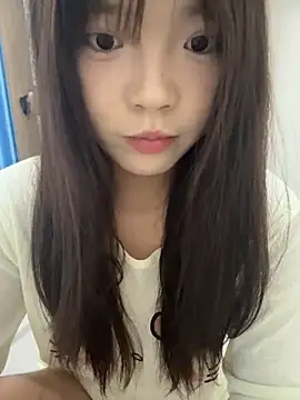 Youbaby-Love - 脱掉上衣帮妹妹揉胸变大