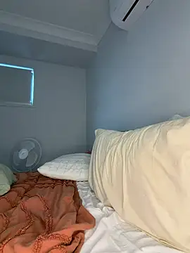 SadieJade - Shower naked ;)