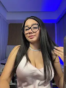 Michelle_Zoe - MASTURBACION EN PÚBLICO
