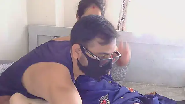 Personal_use25 - Pussy show in standing