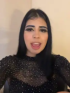 -Brittanny - NAKED AND TWERK