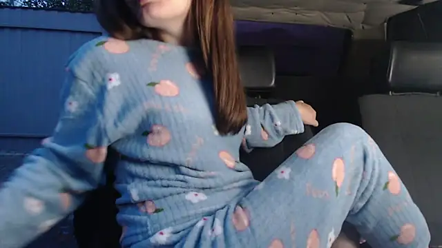 Isabelitta333 - 69 88 123 234 345 556 undres nude squirt