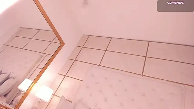 Dionneventuri - Let's start to play🔥Zoom pussy + Spread