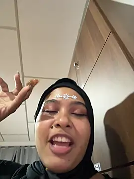 Aylin_arabic - Touching my vagina slowly