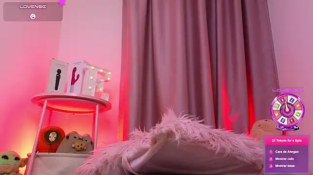 Emiily_Scott1 - play with my cute pussy 🍭