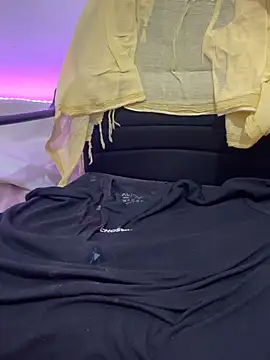 Tasha___Babes___ - Nipple clip and shake shake 💞👄