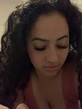 SelinaKyle7 - SHOW BOOBS CLOSE UP