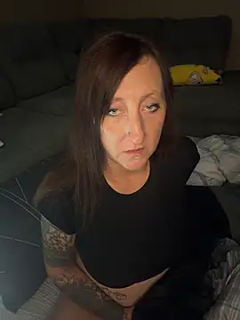 XoTatianaXo - Can I cum with my clothes on?