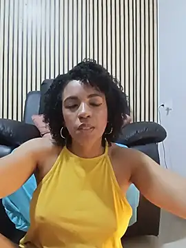 Issa_Km_ - Control my toys for 4 minutes
