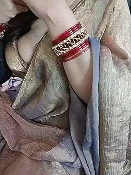 _in_v_a_n_i_ll_a - Boobs oil massage in balcony